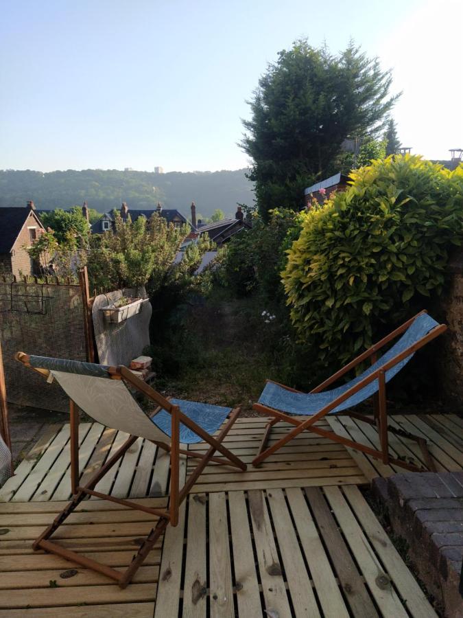 Le Nid Normand Avec Terrasse - Stationnement Facile Et Gratuit - 5 Min Seine Leilighet Deville-les-Rouen Eksteriør bilde