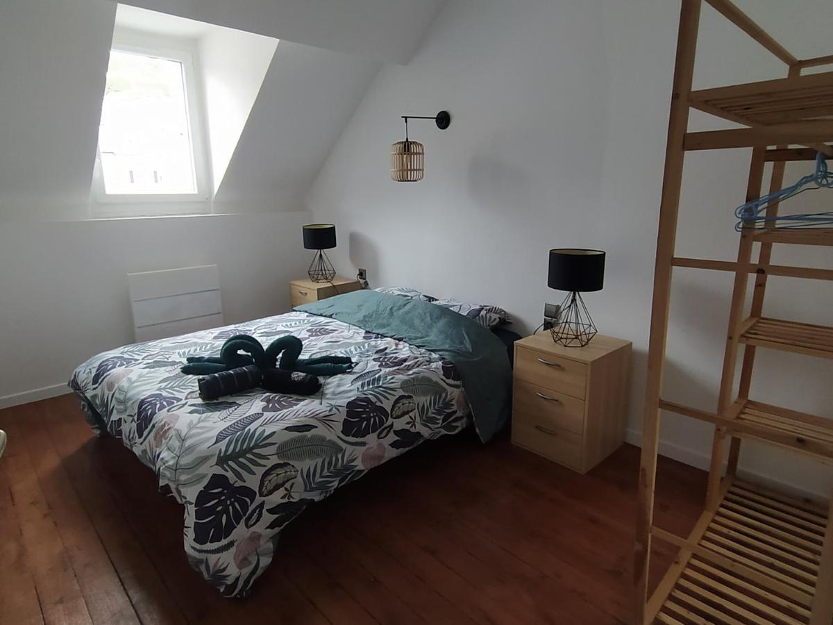Le Nid Normand Avec Terrasse - Stationnement Facile Et Gratuit - 5 Min Seine Leilighet Deville-les-Rouen Eksteriør bilde
